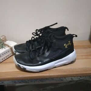Under Armour Black Sneakers with Gold Logo
